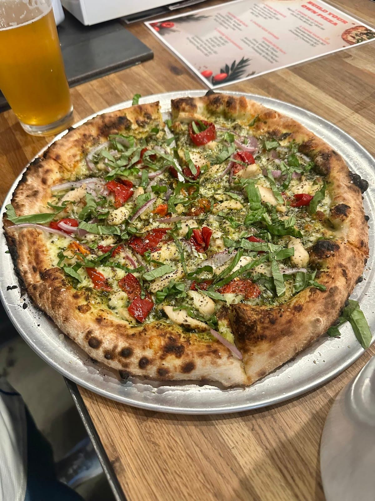 DUDE'Z woodfired pizza